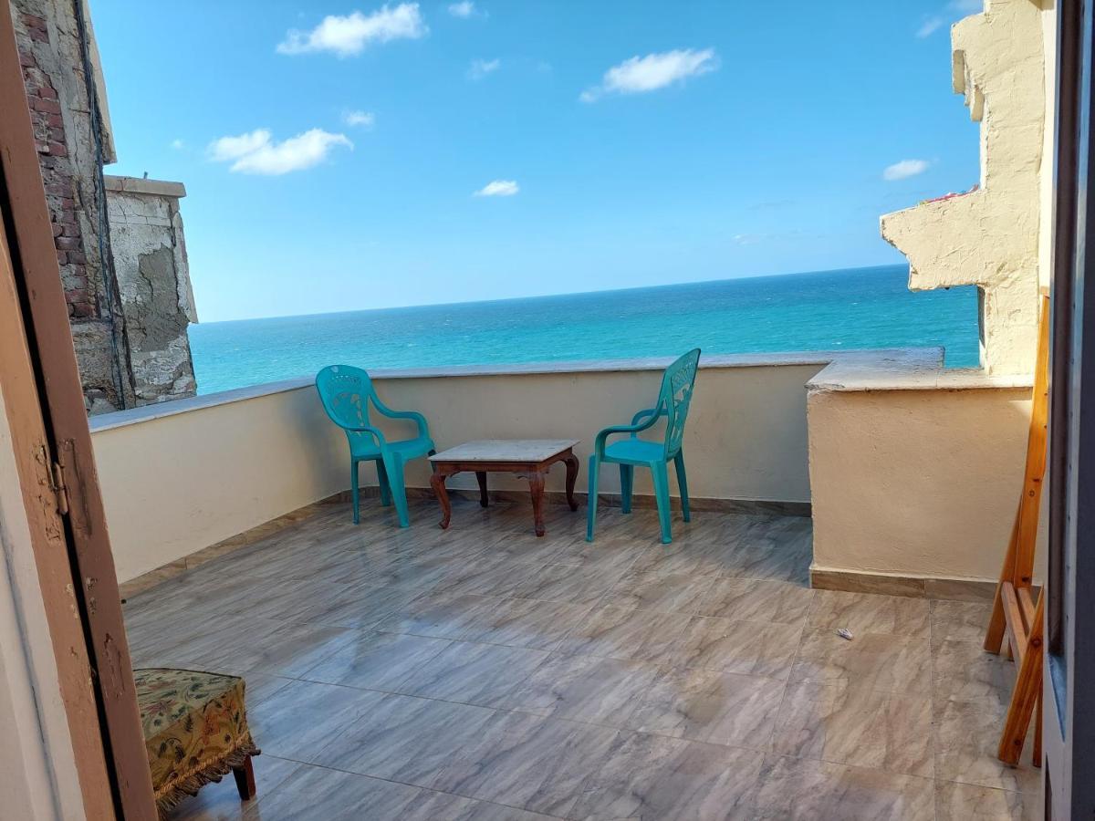 Haidar House A Private Rooms For Men Only At Shared Apartment غرف خاصه للرجال فقط Alexandria Bagian luar foto
